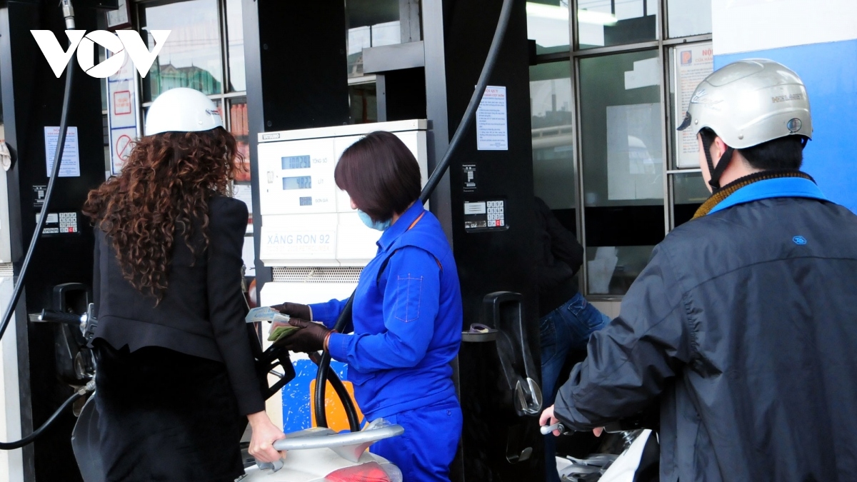 Domestic petrol prices to reach new highs on global market rally